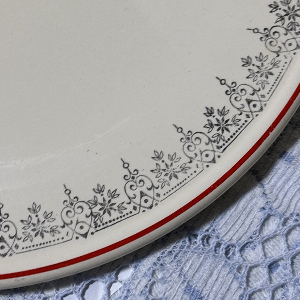 Winter Theme Cake Plate.  Red Rim With Silver Design 10.5 Inches - Picture 5 of 9